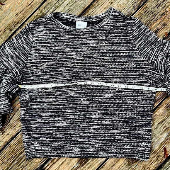 MISA Los Angeles very unique Boho top - Picture 9 of 10